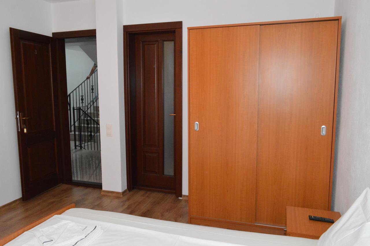 Casa Flora Otel Sînmartin Dış mekan fotoğraf
