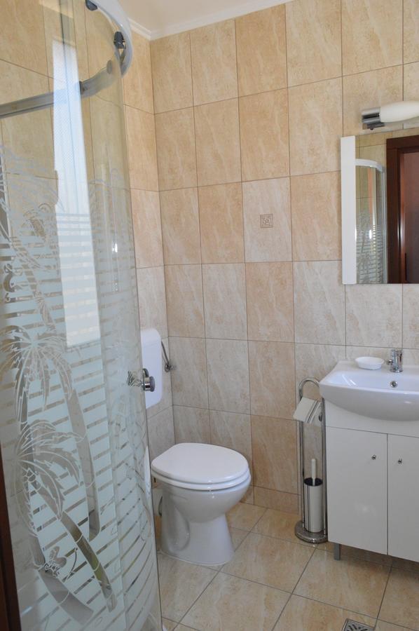 Casa Flora Otel Sînmartin Dış mekan fotoğraf