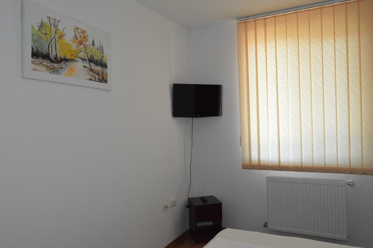 Casa Flora Otel Sînmartin Dış mekan fotoğraf
