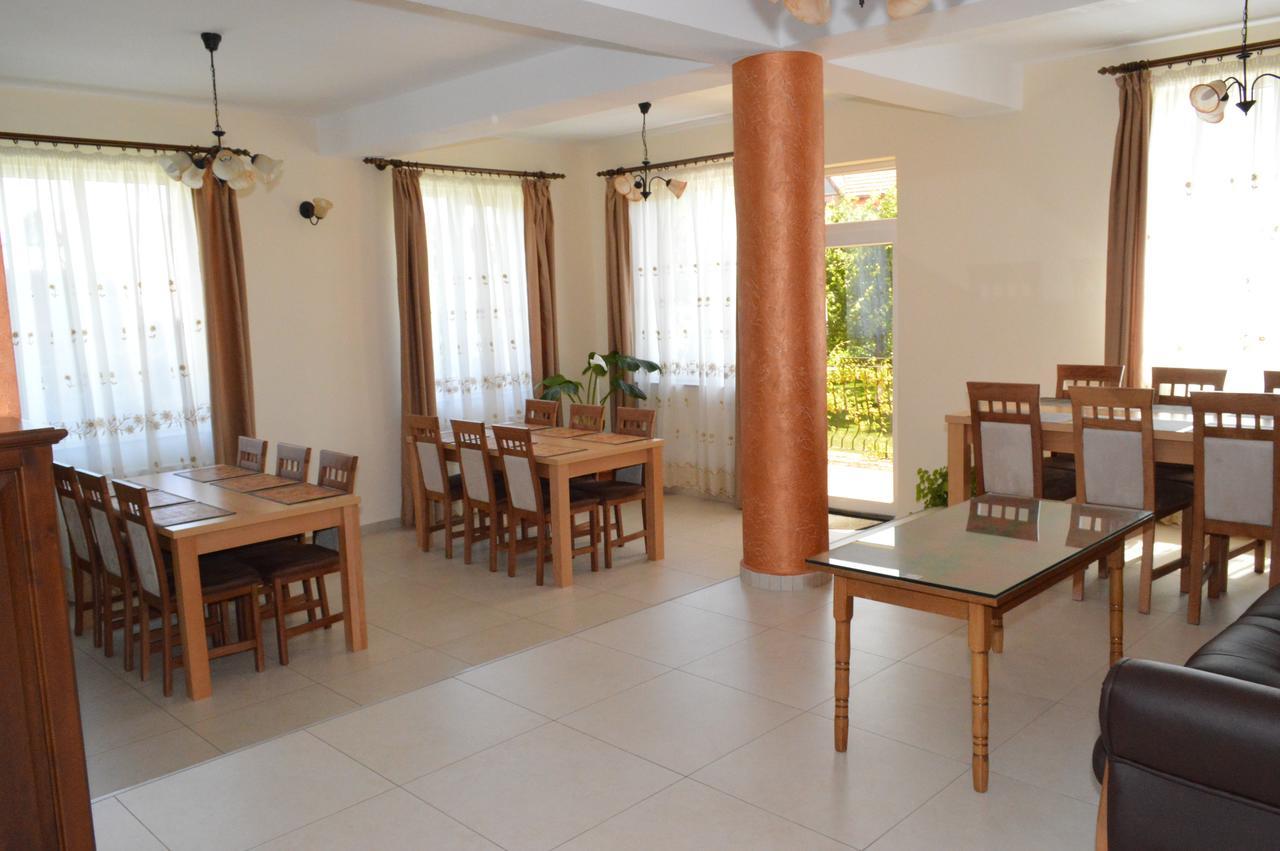 Casa Flora Otel Sînmartin Dış mekan fotoğraf